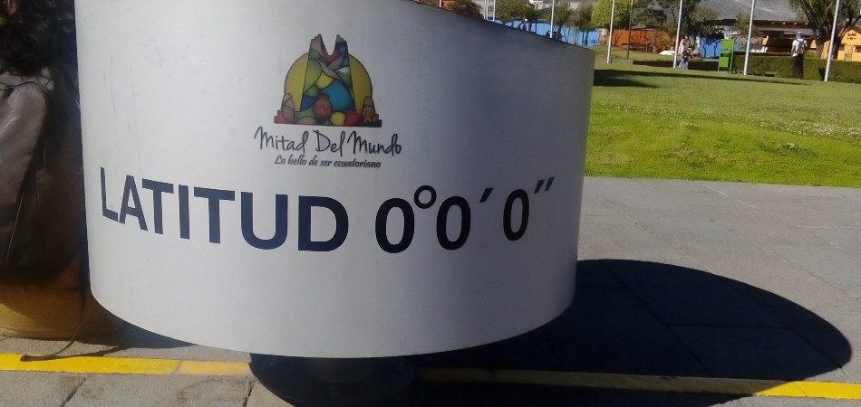 "Mitad del mundo."